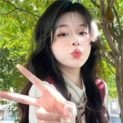 默默的我，不默默的我们