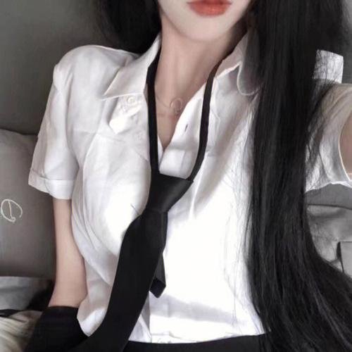 小孤女竟是江家真千金